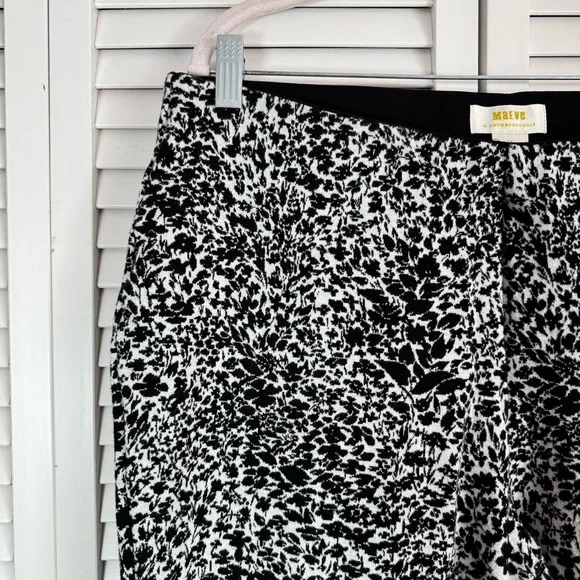 Maeve by Anthropologie The Margot Kick-Flare Cropped Knit Pants White Black 1X - Picture 4 of 9